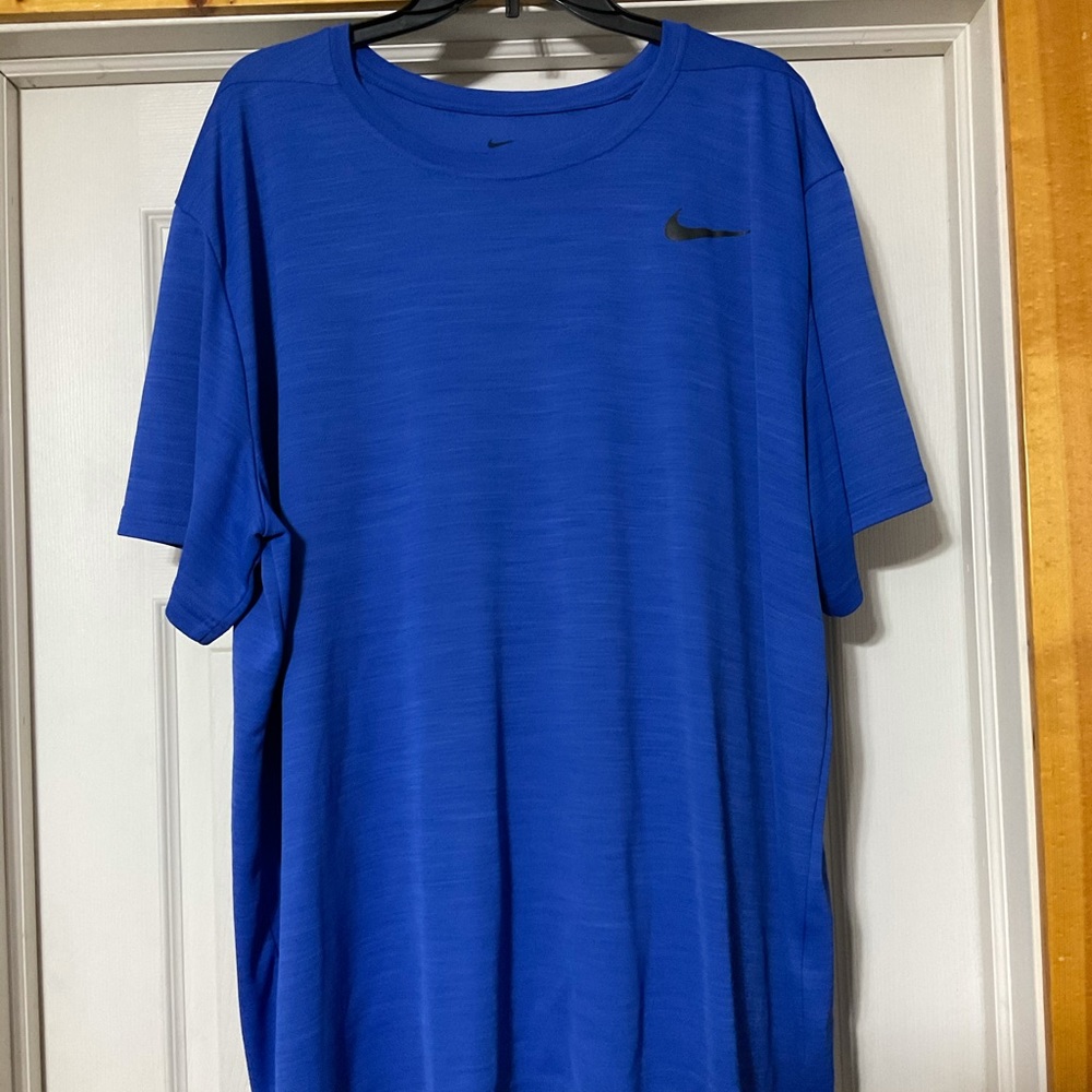 Blue Nike- DriFit T-shirt - like new